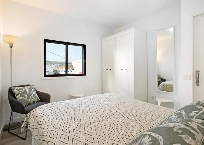 Apartment Eras Views *